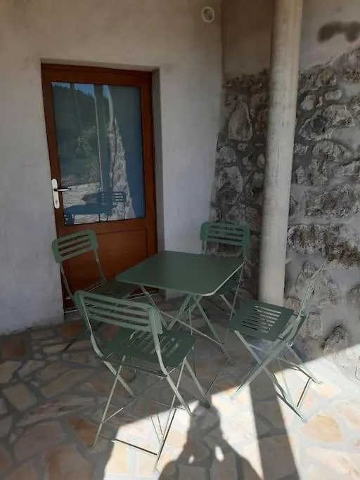 Charmant Appartement Au Calme Gilhoc-sur-Ormeze 0*,