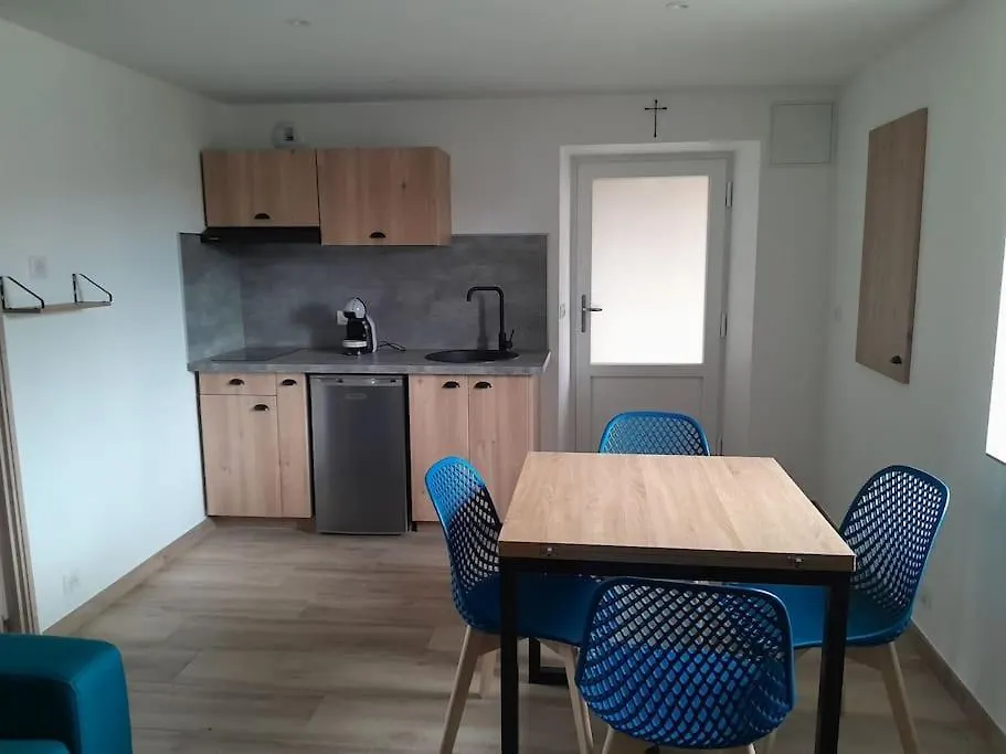 Charmant Appartement Au Calme Gilhoc-sur-Ormeze 0*,  France